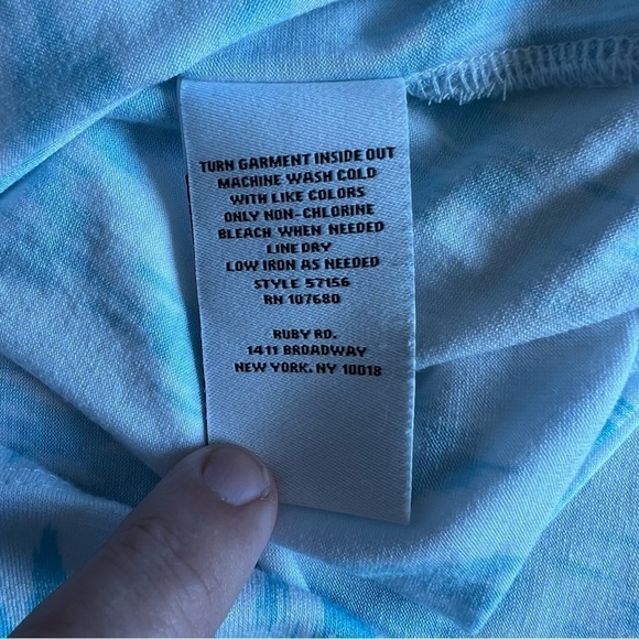 Ruby Rd womens blue & white flowy blouse size medium. Great condition - Picture 3 of 7